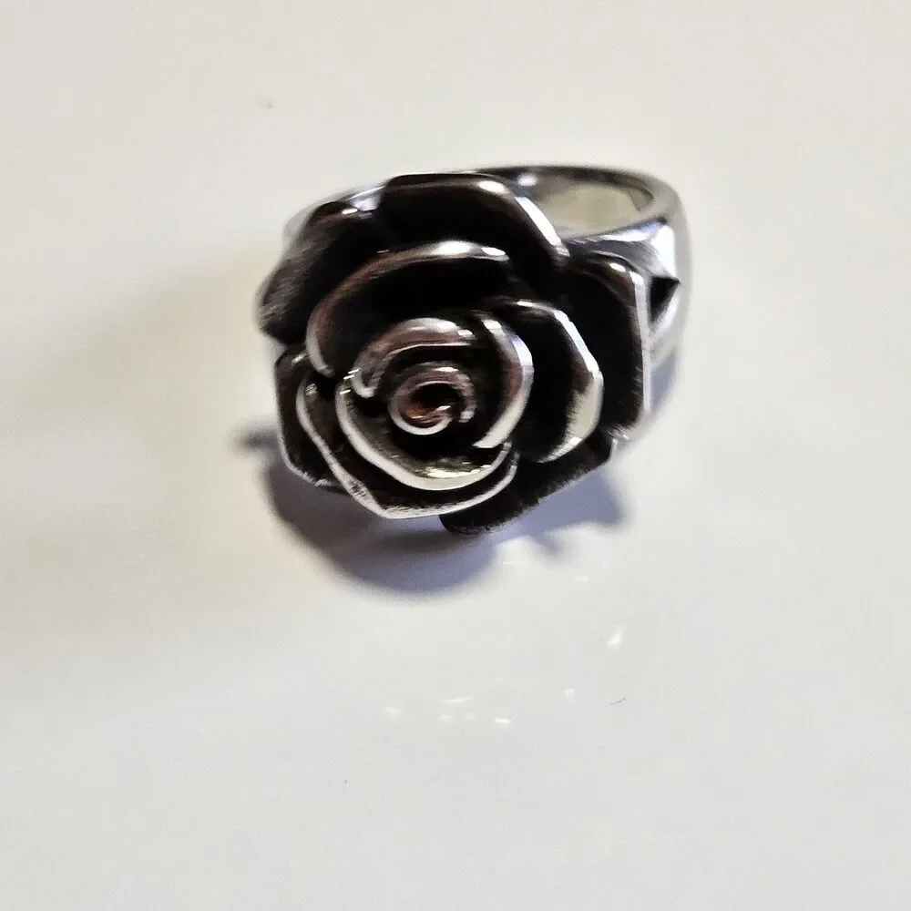 Spikes Stainless Steel Floral Rose Ring Size 8 Silver Tone Three Dimensional